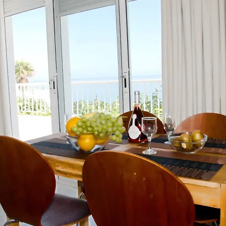 La Roca Apartment